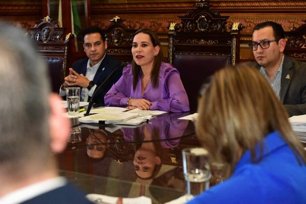 Aprueban consejeros para la JAPAMI E IMUVI