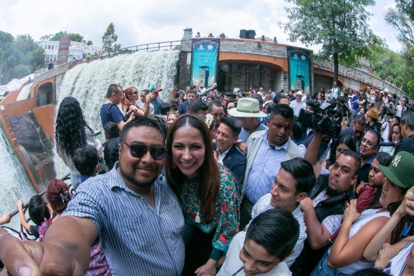 Viven guanajuatenses la tradicional apertura de la Presa de la Olla.