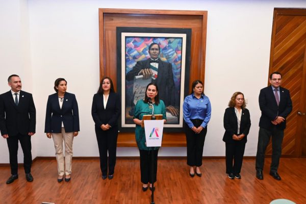 Anuncia Lorena Alfaro ajustes en la administración