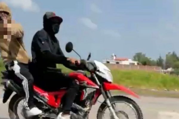 En Urireo Salvatierra lo atacan a balazos mientras transmitía en vivo